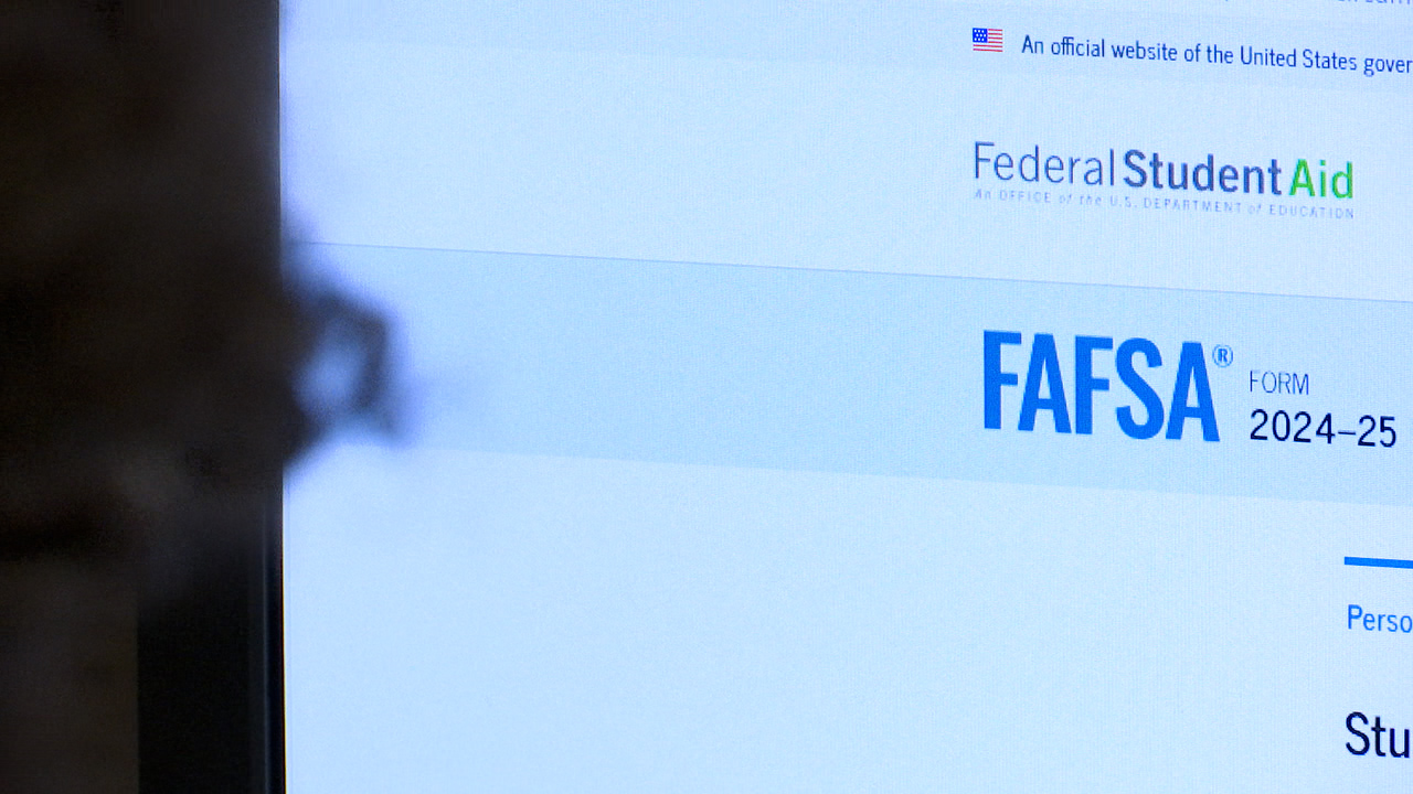 New 2024 FAFSA Changes Causing Issues For Students   AA1mzlXJ.img