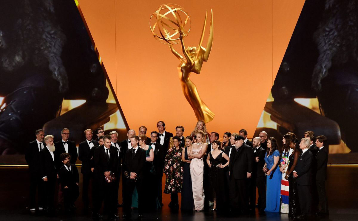 HORA y CÓMO VER los Premios Emmy 2024 en TV y streaming ONLINE