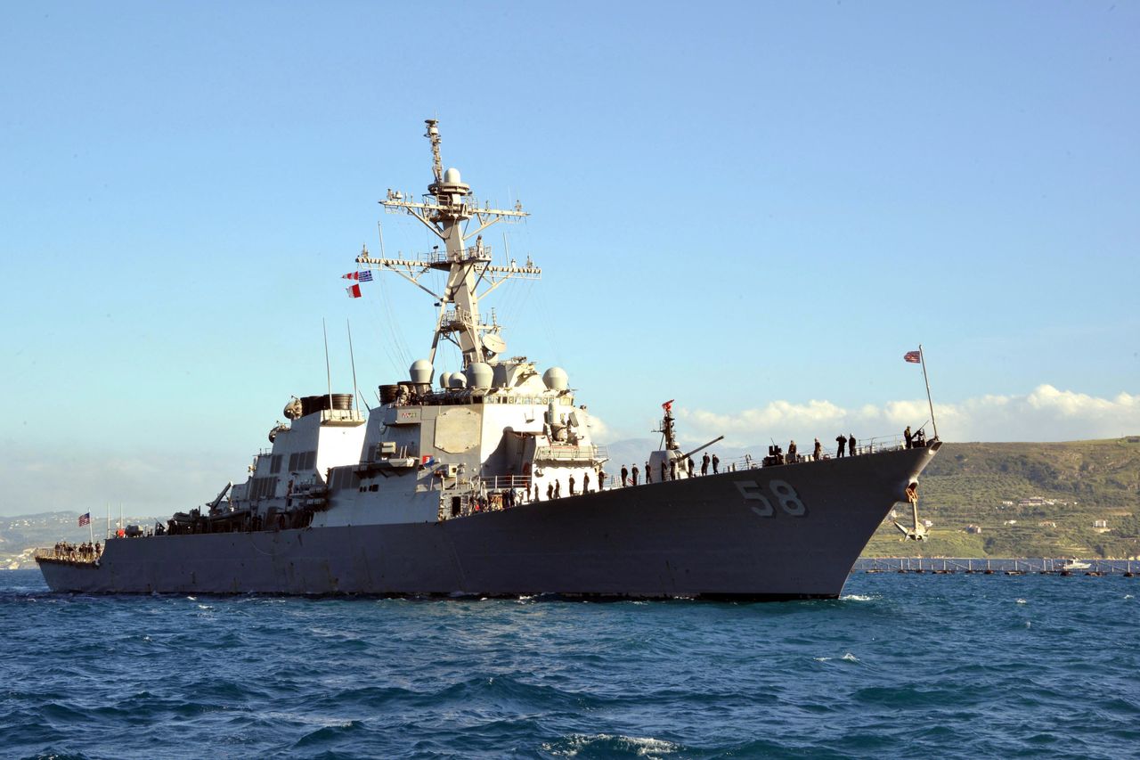 u.s. intercepts cruise missile attack on its warship in red sea
