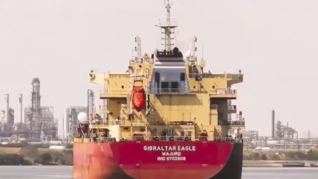 míssil atinge navio cargueiro dos estados unidos na costa do iêmen