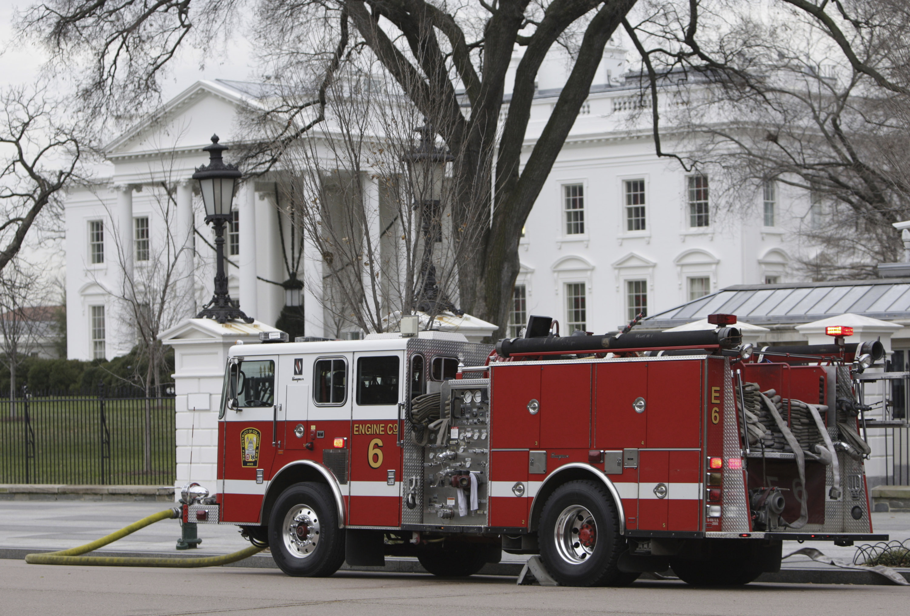 fake 911 report of fire at the white house triggers emergency response