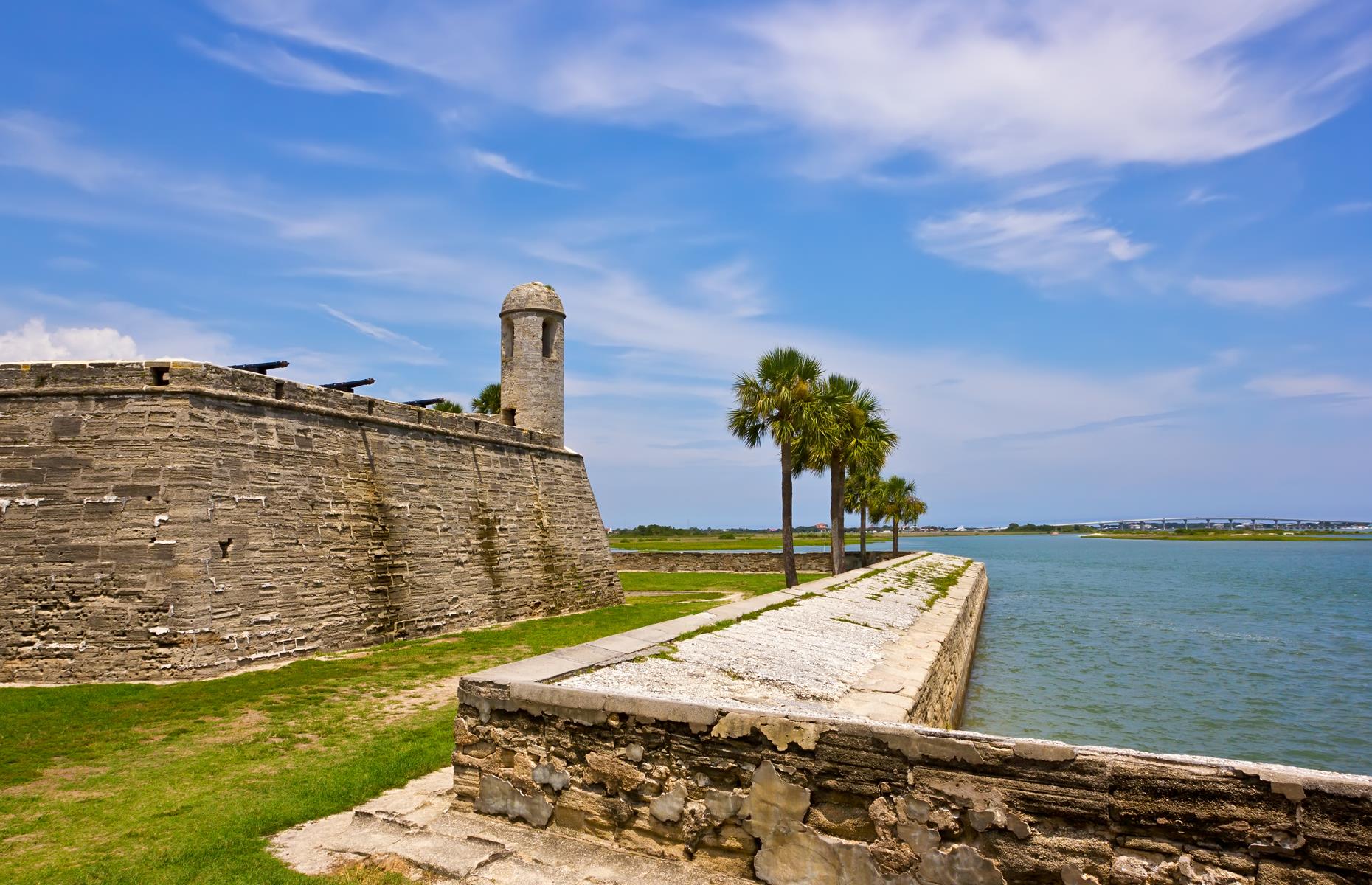 <p>A brooding fortress in America’s oldest city, Castillo de San Marcos was built by the Spanish from 1672, in order to defend St Augustine and Florida from British invasion. It replaced an earlier series of wooden forts here, and provided a vital line of defence during the infamous 1702 Siege of St. Augustine, which saw English forces again attempt to take Florida from colonial Spain. Today the masonry fort, the oldest in the continental USA, is miraculously preserved with its hulking bastions, gun deck and stunning view.</p>