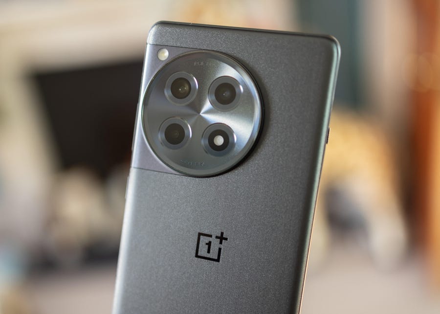 amazon, android, oneplus 12 packs a snapdragon 8 gen 3 processor, wireless charging, hasselblad camera