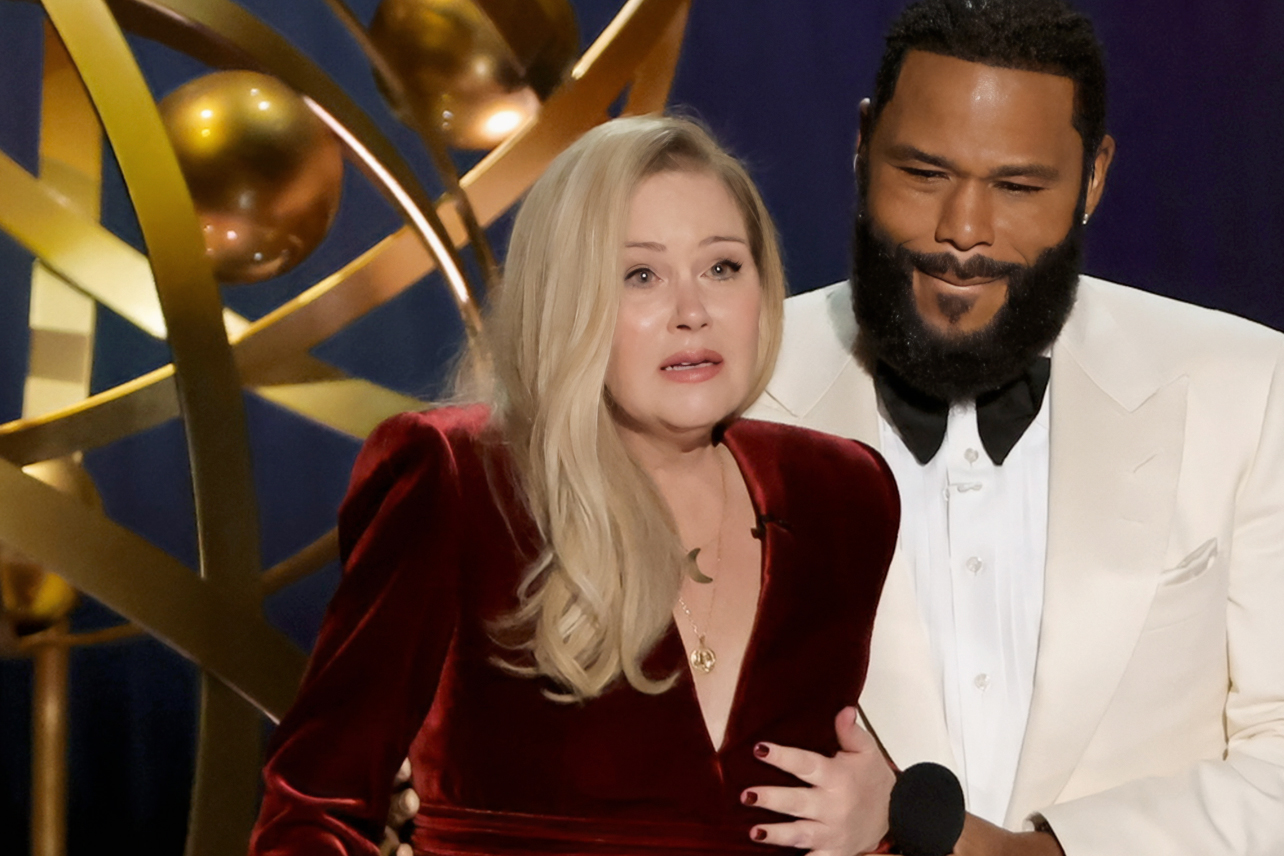 Emmys 2024: Christina Applegate Fights Back Tears After Unexpected ...