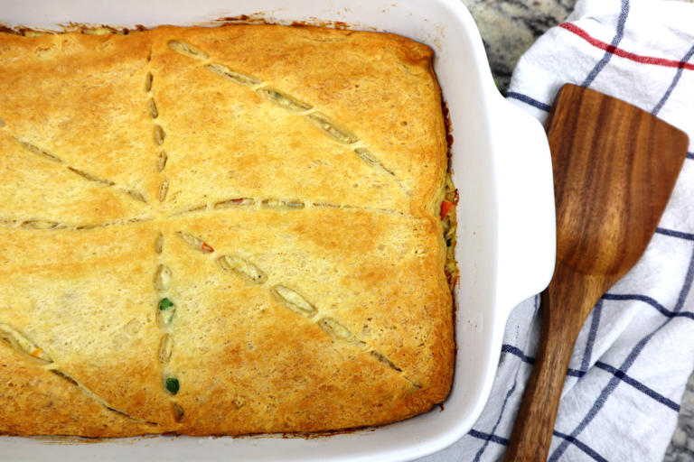 Easy Chicken Pot Pie Casserole with Crescent Rolls