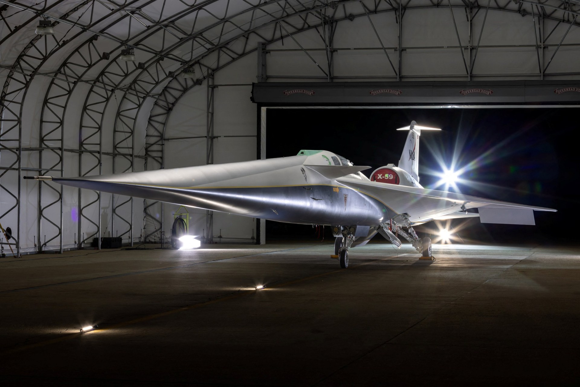 Nasa unveils quiet supersonic jet able to fly from New York to London ...