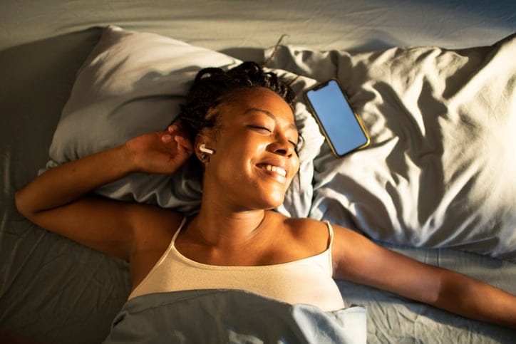 12 Things The Healthiest People Do Every Morning, No Excuses