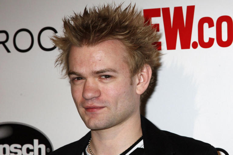 Sum 41 will perform on the farewell world tour "Tour of the Setting Sum."