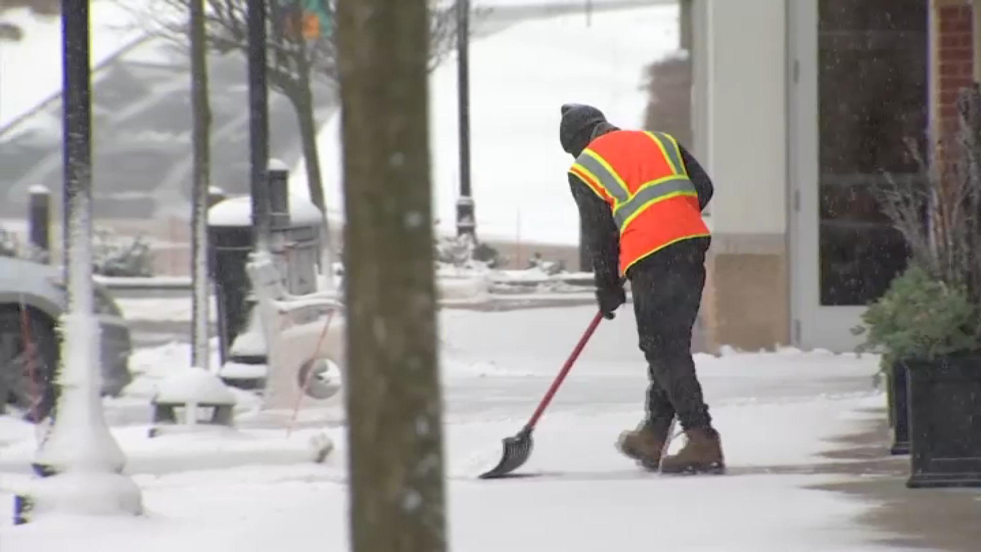 Snow, Wintry Mix Impacting Philly Region Tuesday Ahead Of Deep Freeze