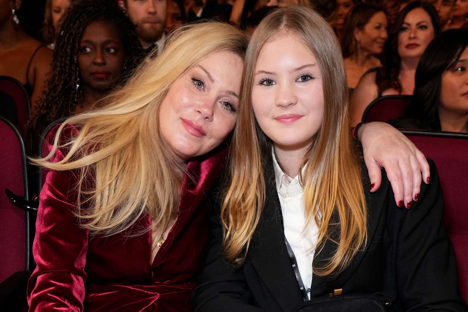 Christina Applegate's Lookalike Daughter Sadie Bears Striking ...