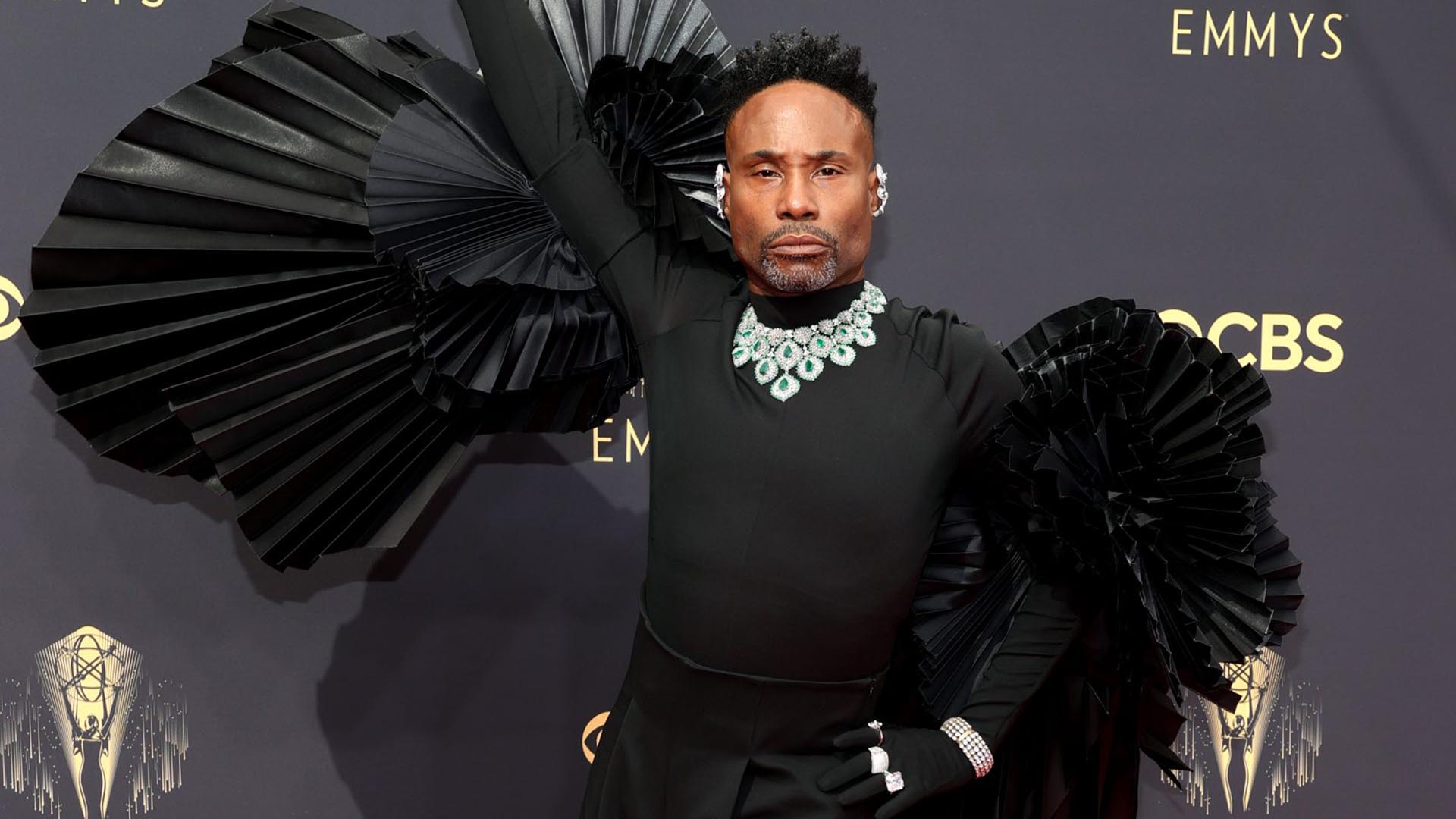 Need to cover those cracked plaster ceilings? Hwy 31 Clarksville