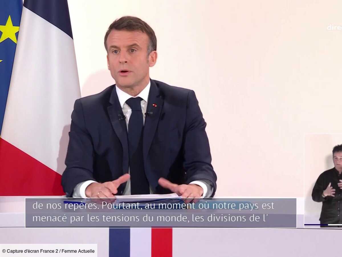 Discours D’Emmanuel Macron : Théâtre, Instruction Civique, Uniforme ...