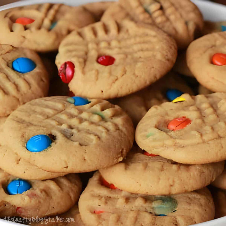 Peanut Butter M&M Cookies
