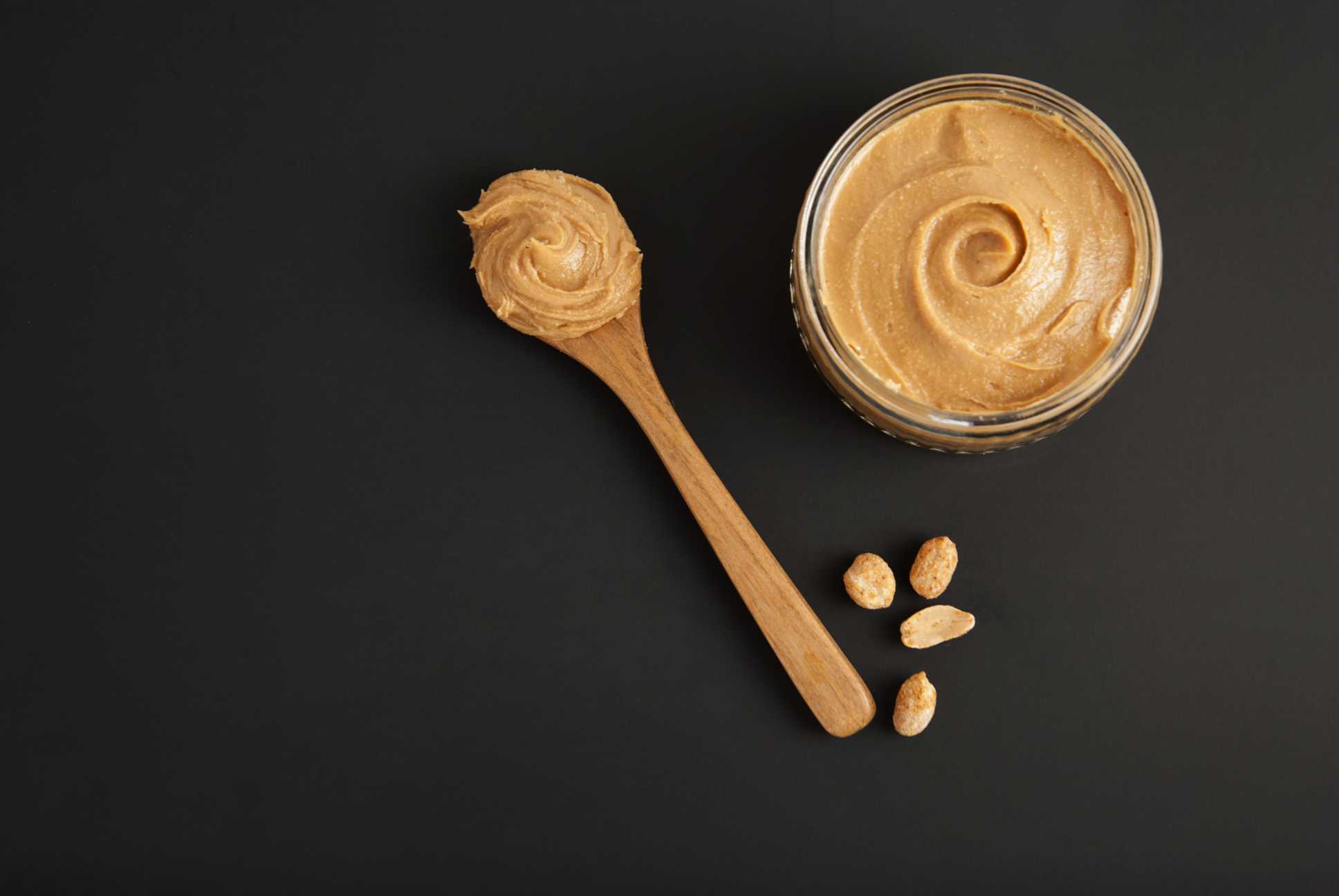 os diabéticos são recomendados para ter manteiga de amendoim? uma revisão feita por profissionais de nutrição