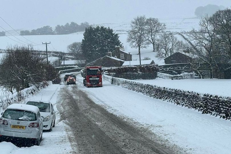 Met Office Says More Snow On Way For Northern England As Forecasters ...