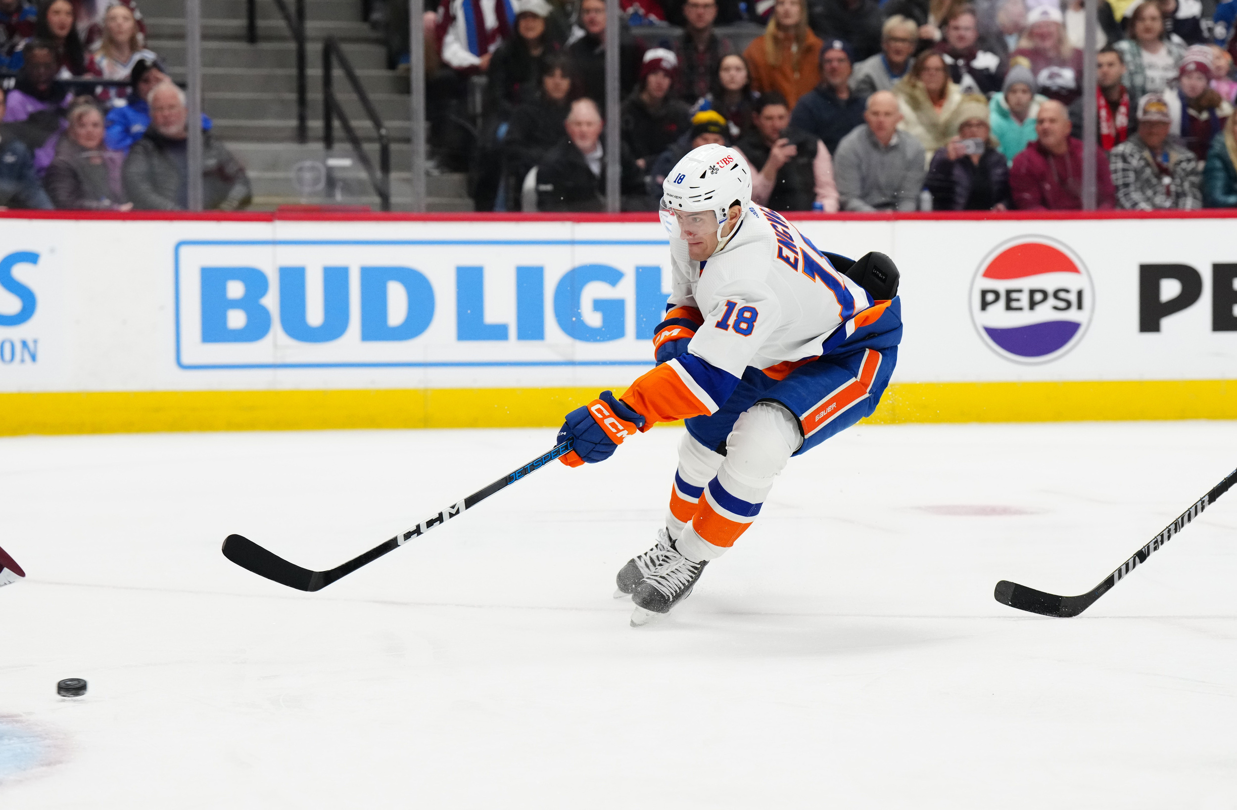 Islanders’ Pierre Engvall Is Day-to-day With An Upper-body Injury