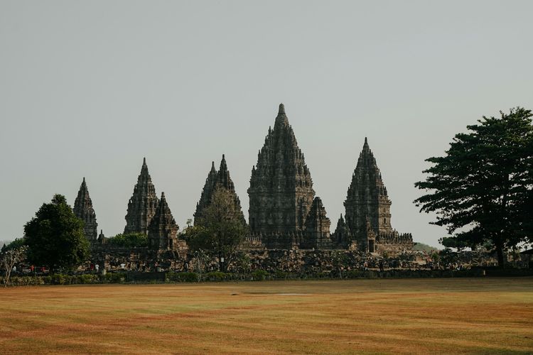 Inilah 4 Penyebab Runtuhnya Kerajaan Hindu Budha Di Indonesia