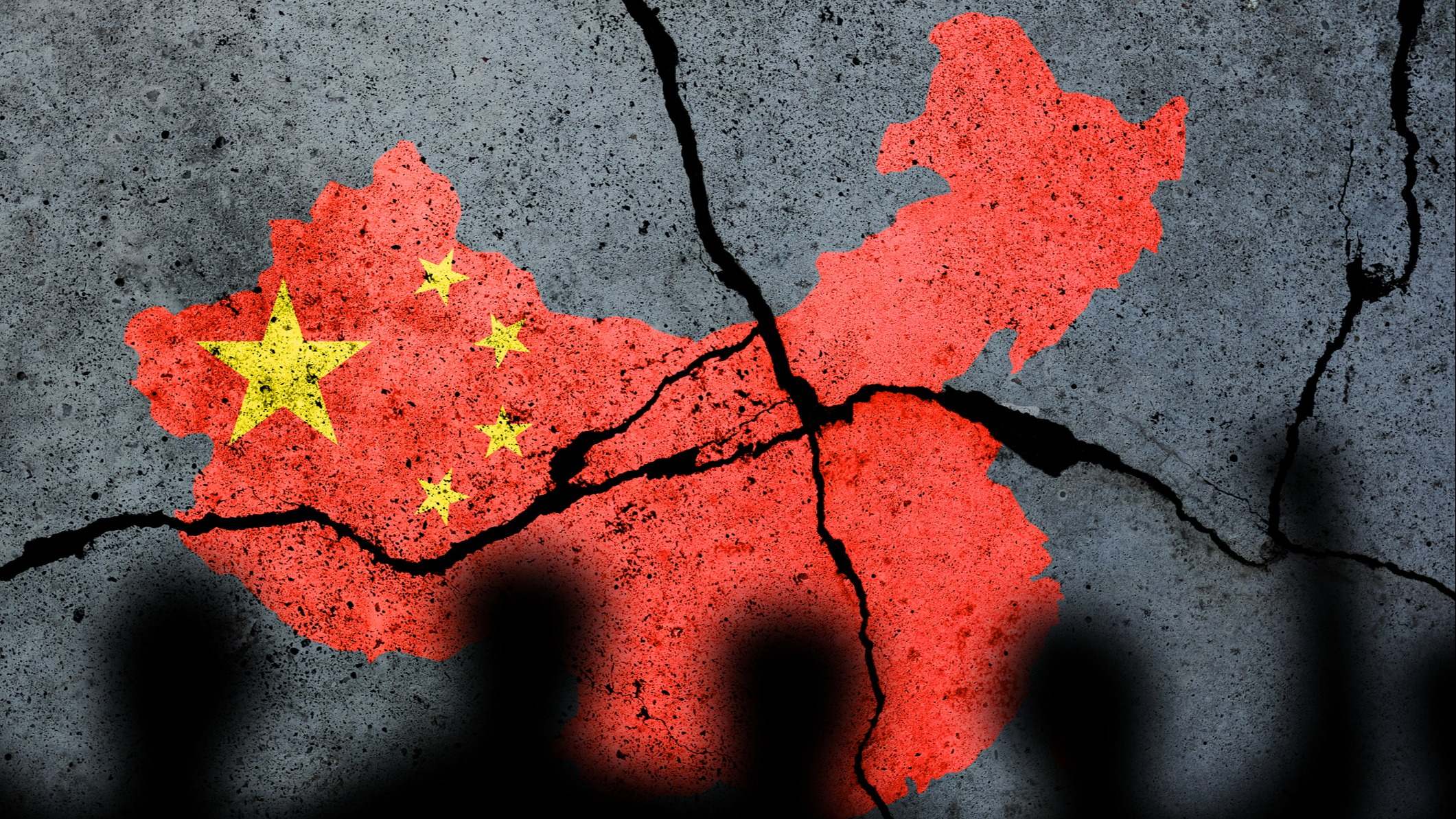 china, lejos de salir de la crisis