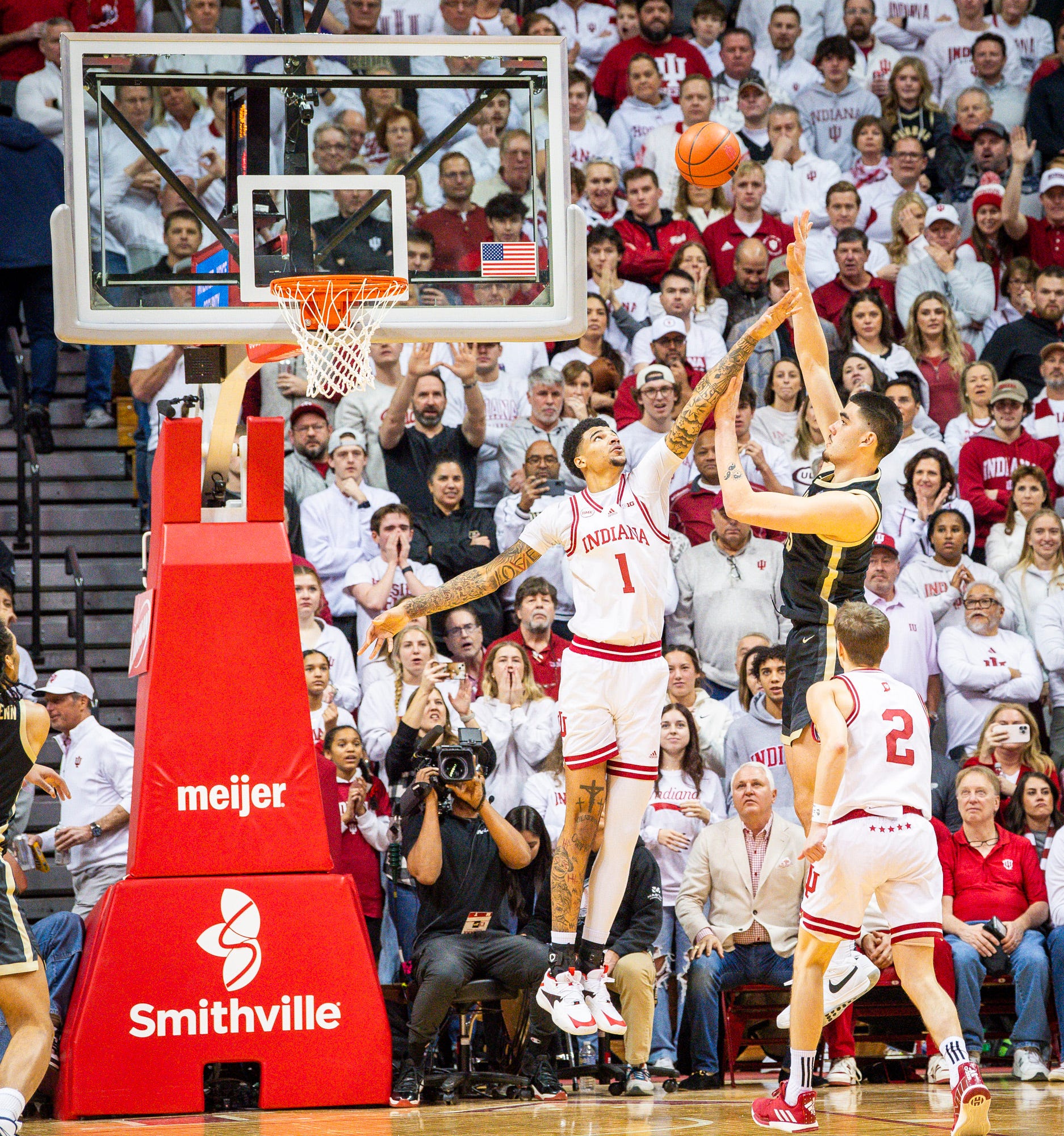 Zach Edey's 26 Points, 12 Rebounds Help Purdue Basketball Hold Off Rutgers