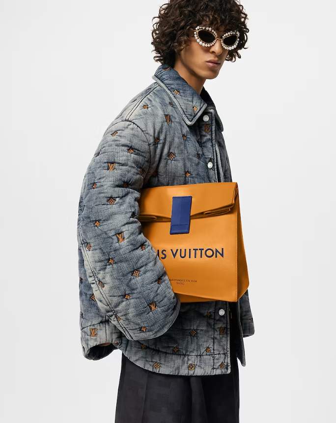 Louis Vuitton unveils an extravagant cowhide leather ‘Sandwich Bag