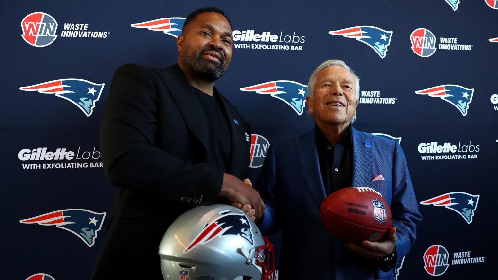 Robert Kraft Explains The Collaborative Approach Of Patriots' Front Office