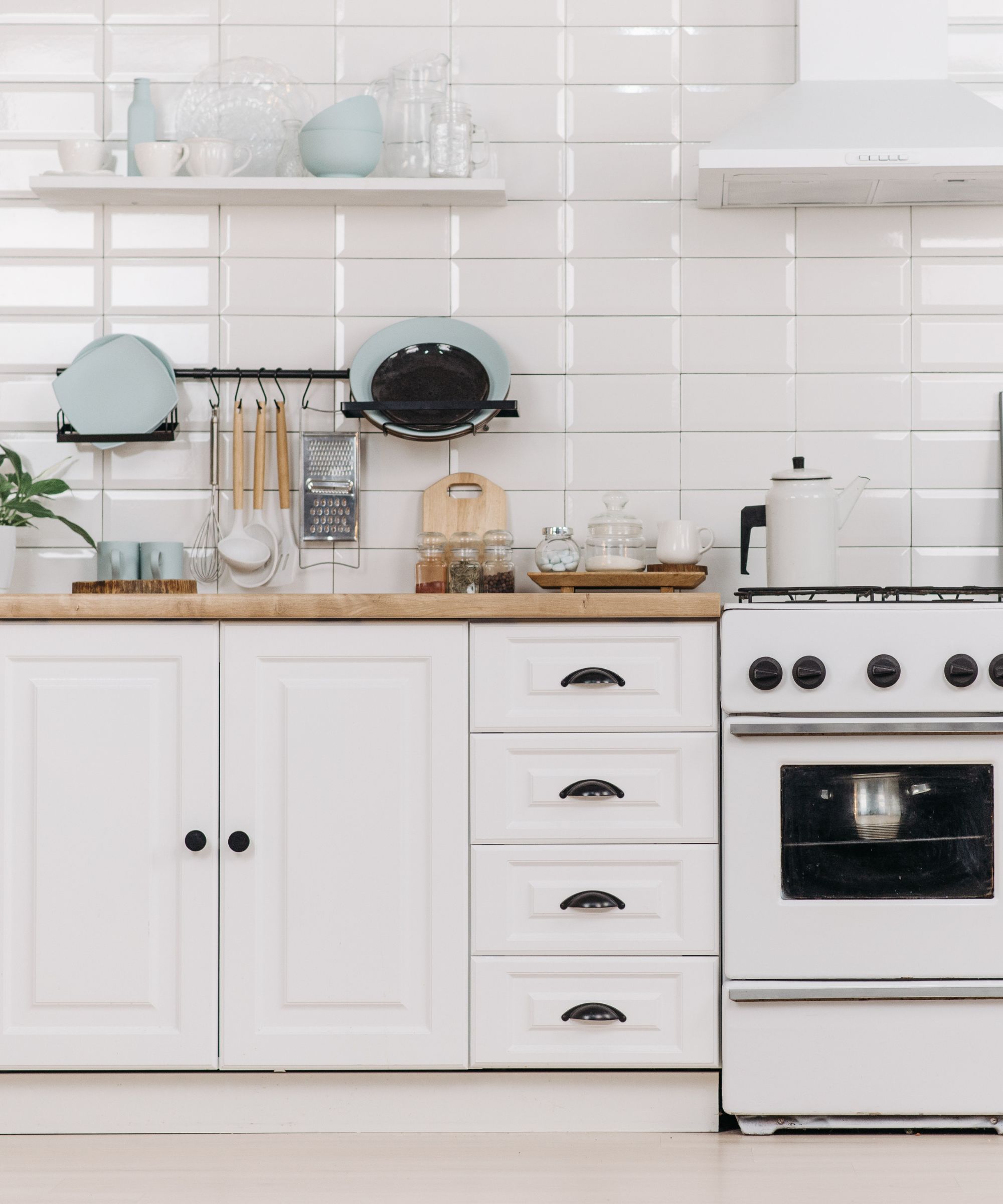 how to, amazon, how to declutter kitchen cabinets — 6 expert tidying tips