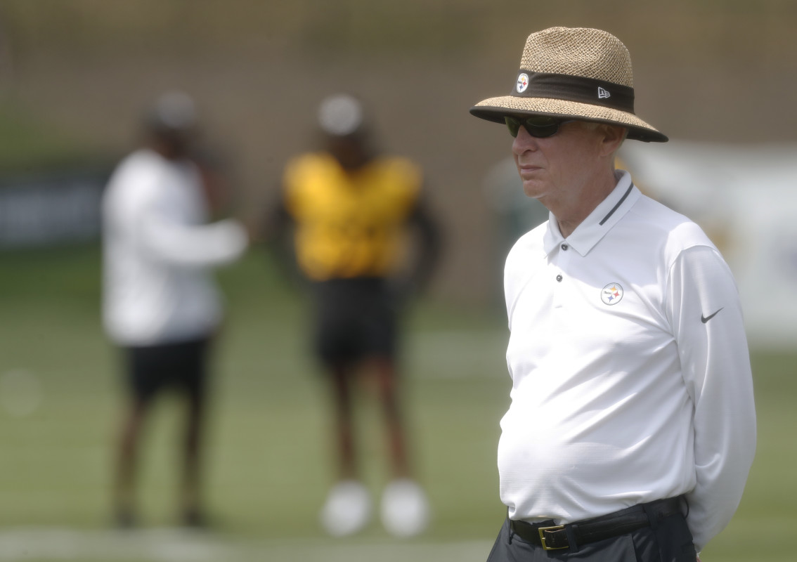 Steelers Coaching Staff Already Unraveling Following Season-ending Loss