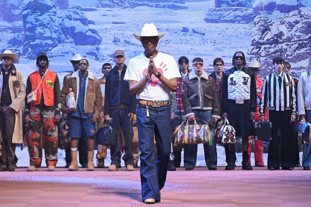 [Opinion] Our 40 Favorite Looks From Pharrell's Paris Fashion Week ...
