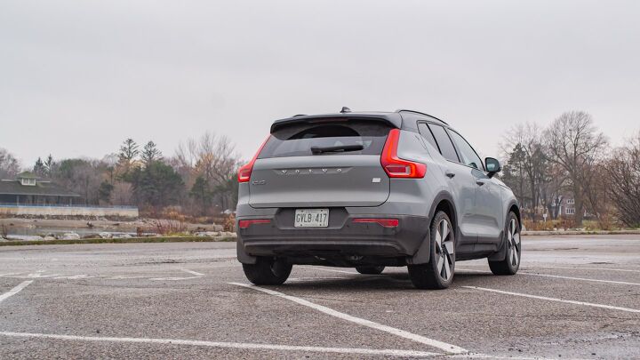 2024 Volvo XC40 Recharge Single Motor Review: Ideal Serving Size