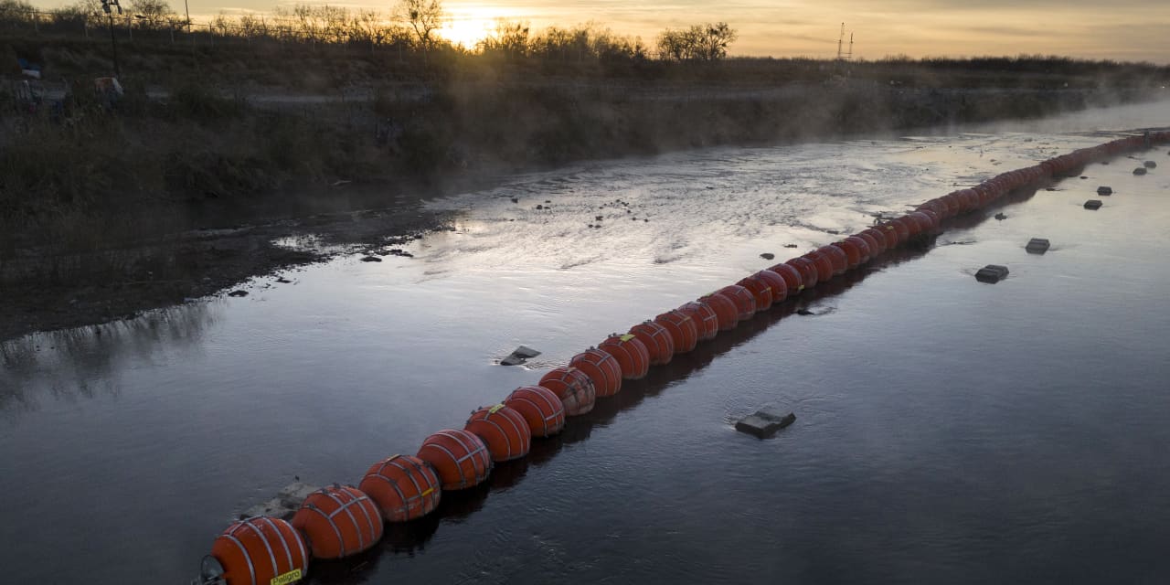federal appeals court reverses ordered removal of texas’s floating barrier in rio grande