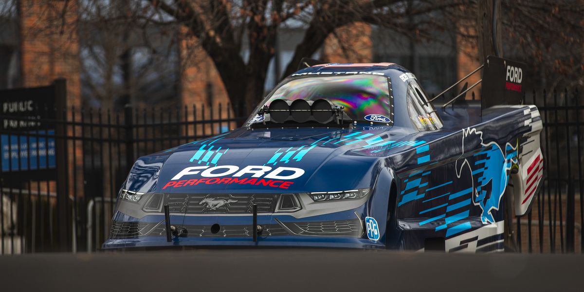 First Look Ford Performance Reveals Mustang Dark Horse Funny Car For 2024   AA1n9vKb.img