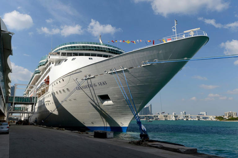 These Travelers Have a Secret: They Love Cheap Cruises on Old Ships