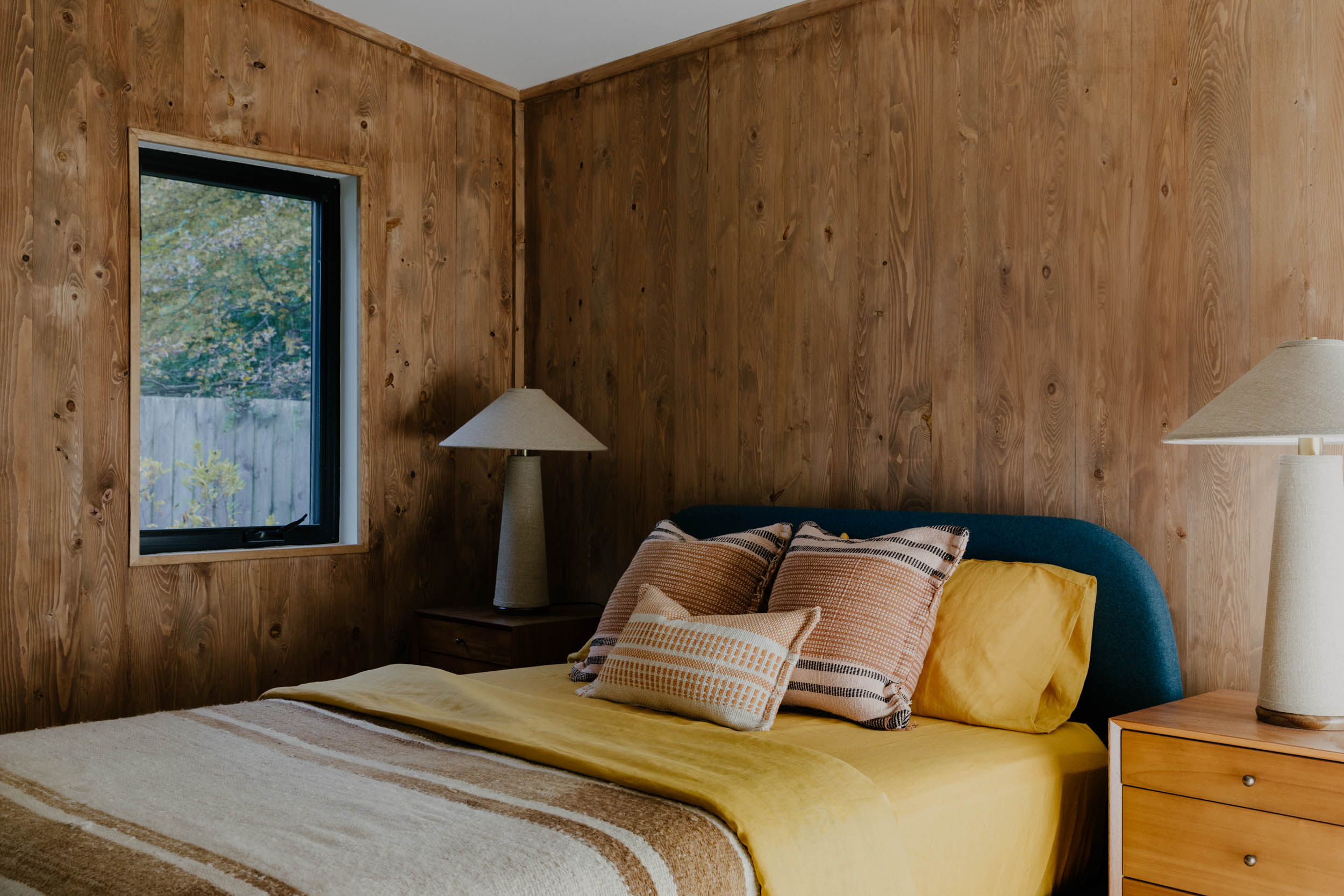 this hudson river escape brings wood paneling into the 21st century