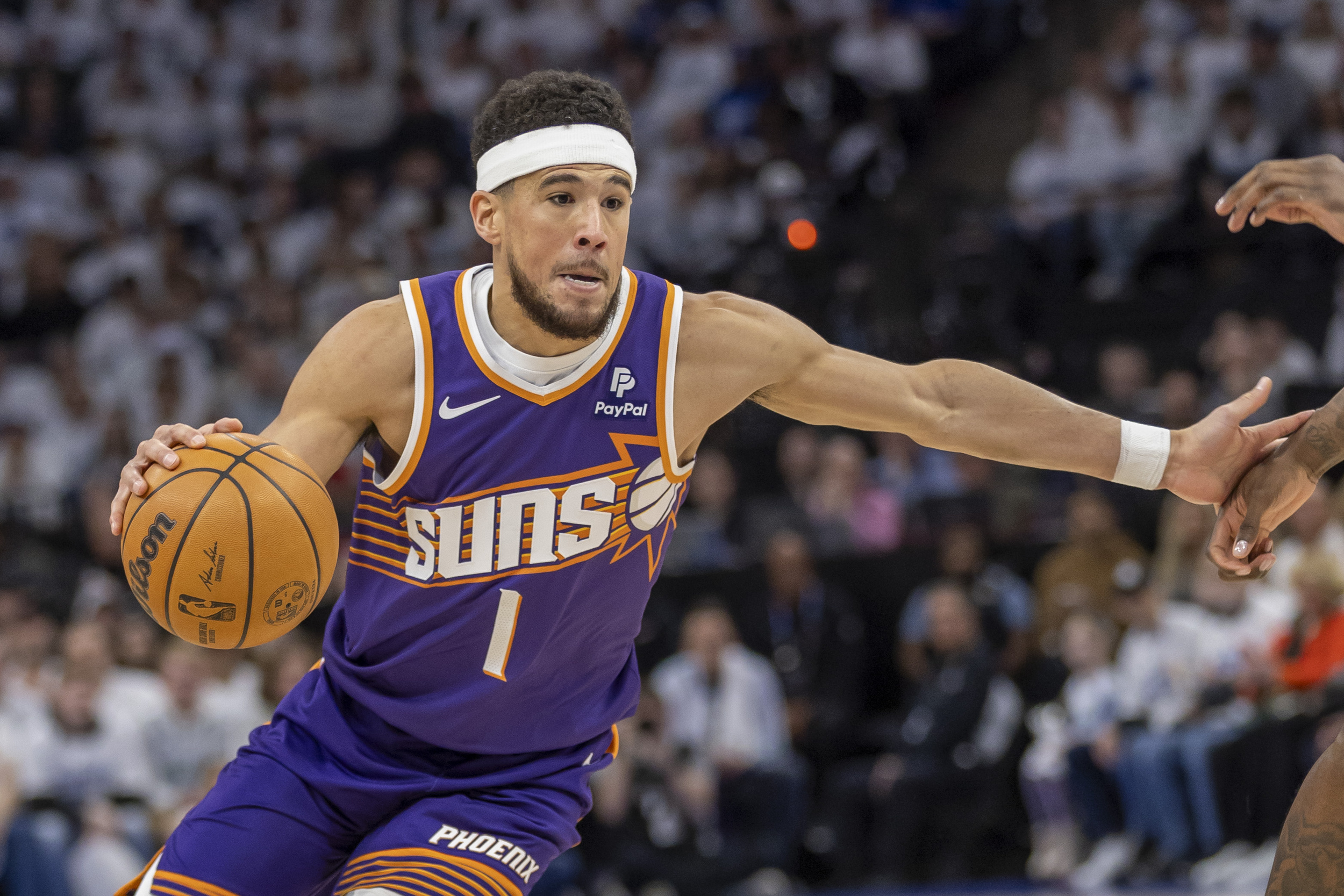 devin booker issues defiant reminder after suns loss