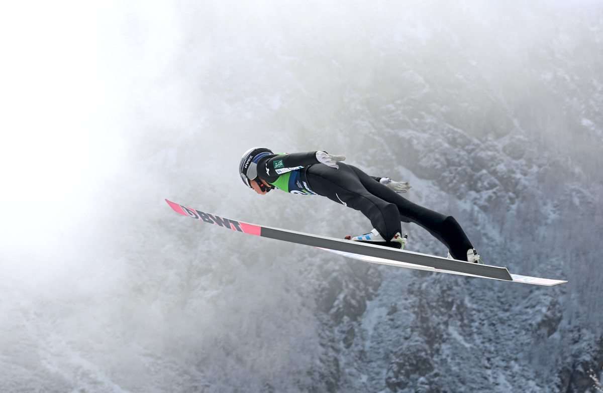 skispringer kobayashi dürfte auf island 256 meter weit geflogen sein