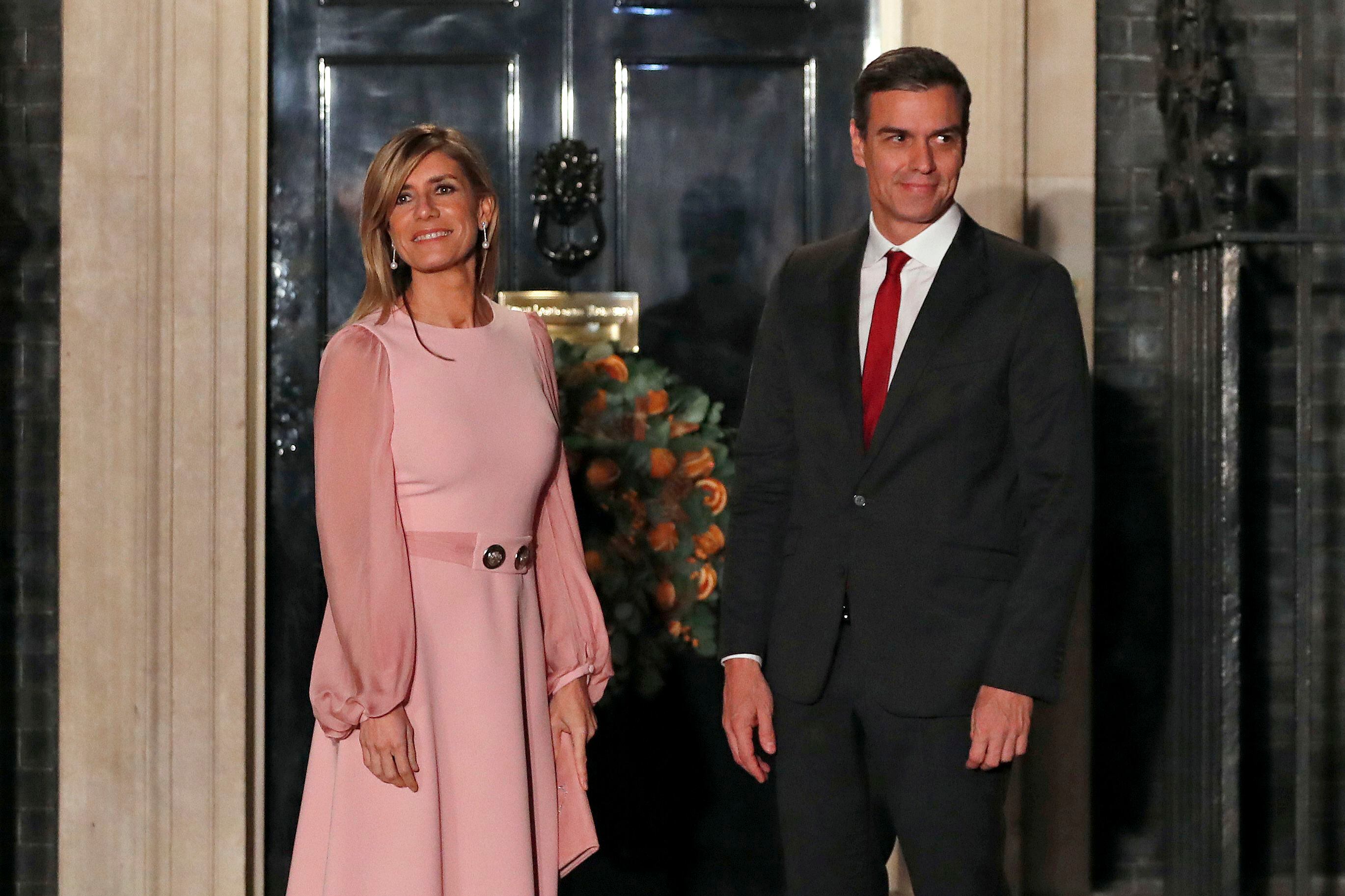 gustavo petro se solidarizó con el presidente del gobierno español, pedro sánchez, por escándalo que salpica a su esposa. ¿qué dijo?