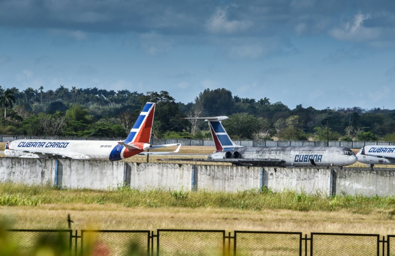 empresas en argentina niegan combustible para vuelos de cubana de aviación