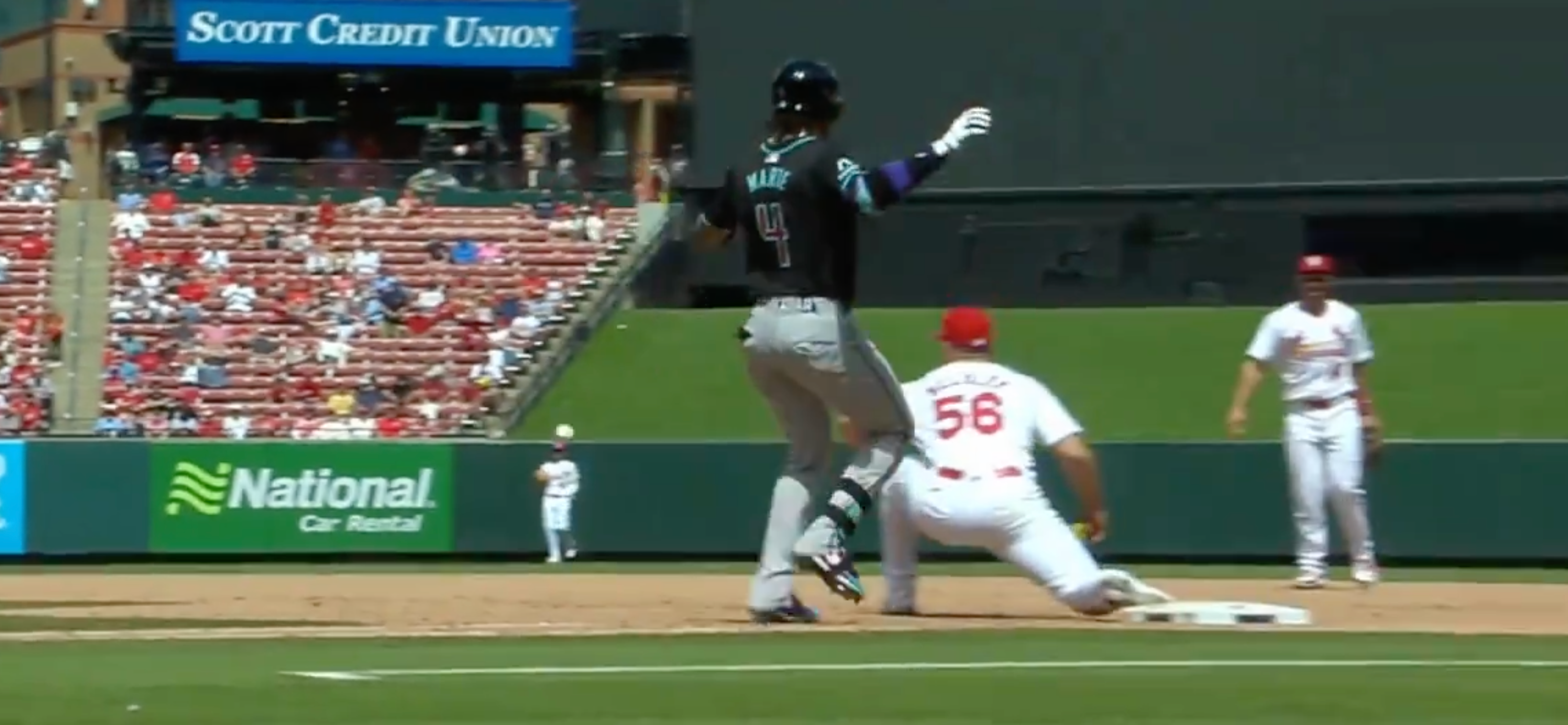 the d-backs' ketel marte didn't run on a game-ending double play and of course jonathan papelbon noticed