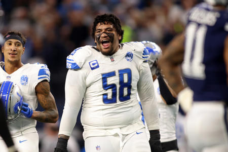 Lions agree to record-setting extension with star OT<br><br>
