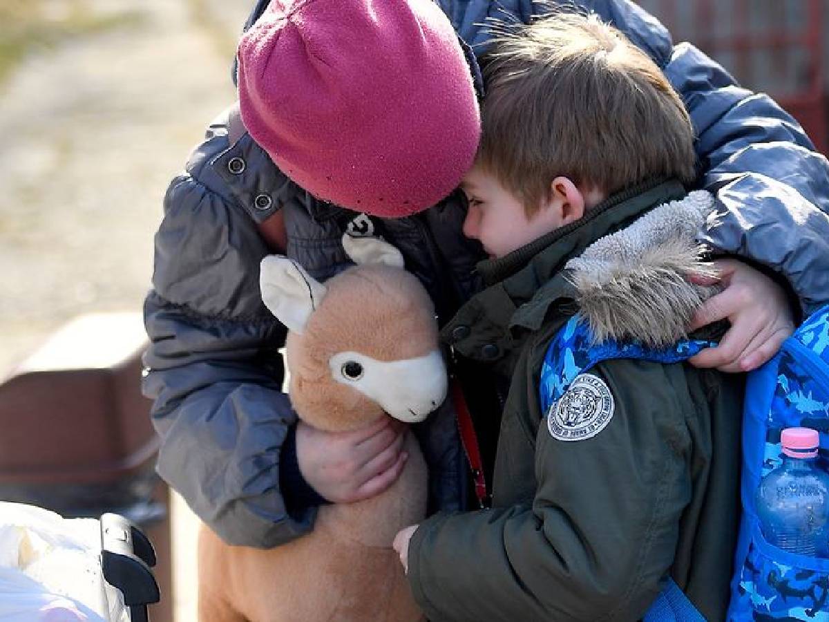 rusia llega a acuerdo con ucrania para canjear 48 niños desplazados por la guerra