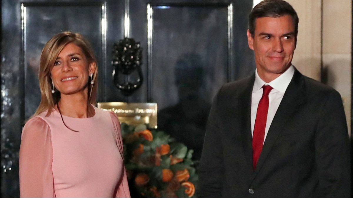 spanish prime minister suspends public duties as wife faces corruption probe