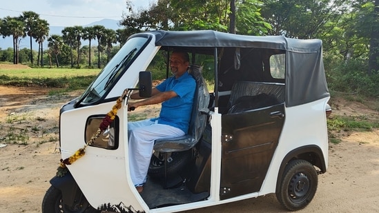 this indian billionaire, padma shri awardee now has an electric three-wheeler. here's why