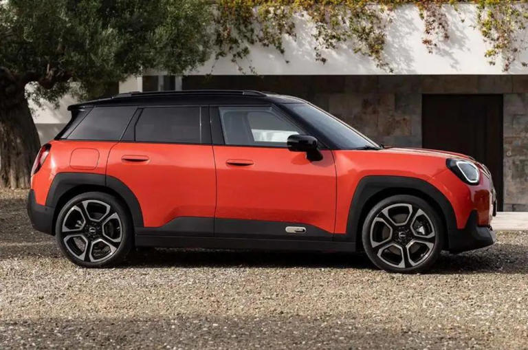 New Mini Aceman EV revealed with up to 405km range