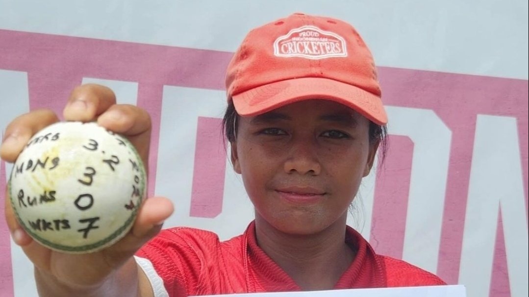 3.2-3-0-7: 17-year-old indonesia bowler's unreal spell shatters t20i records