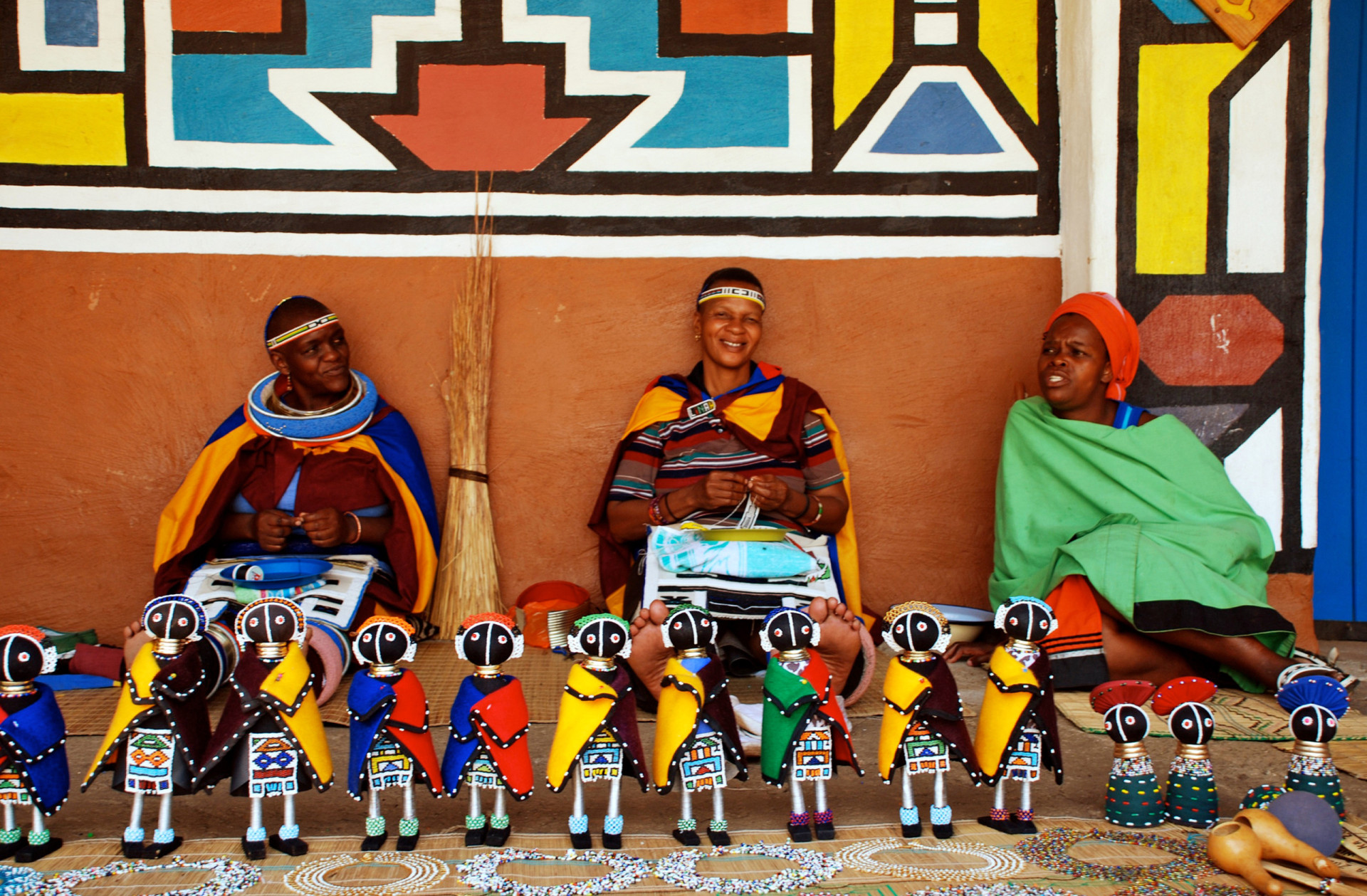 <p>The Ndebele people are known for their distinctive art, including vibrant geometric patterns used in their beadwork and house painting.</p><p><a href="https://www.msn.com/en-us/community/channel/vid-7xx8mnucu55yw63we9va2gwr7uihbxwc68fxqp25x6tg4ftibpra?cvid=94631541bc0f4f89bfd59158d696ad7e">Follow us and access great exclusive content every day</a></p>