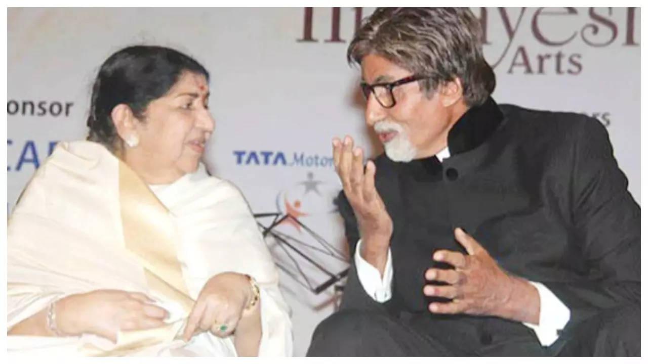 Amitabh Bachchan Pays Tribute To Late Lata Mangeshkar With A Marathi ...