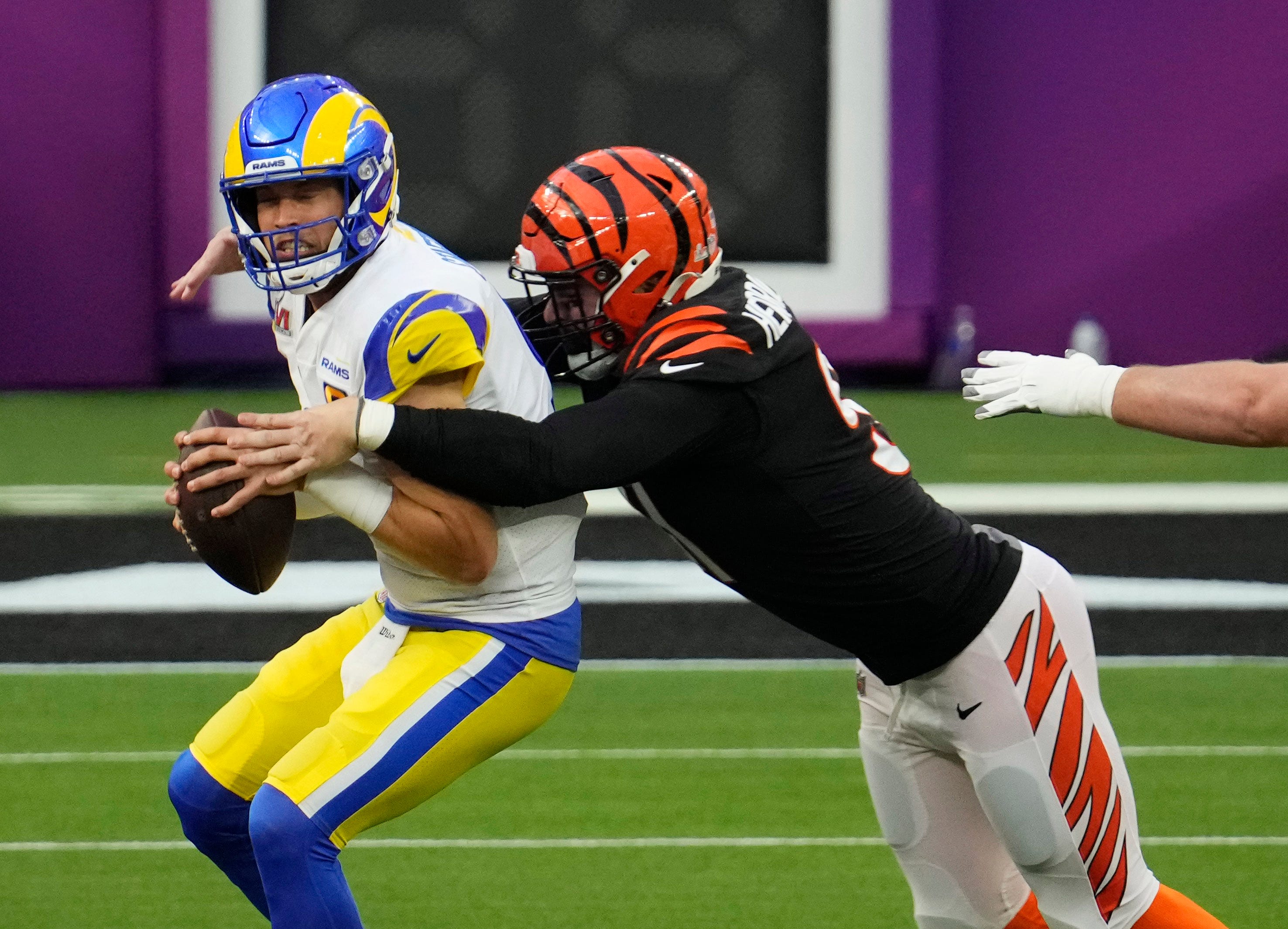 Bengals Pass Rusher Trey Hendrickson Requests Trade