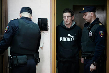 A US citizen facing drug charges in Russia appears in court. His case was adjourned until mid-May<br><br>