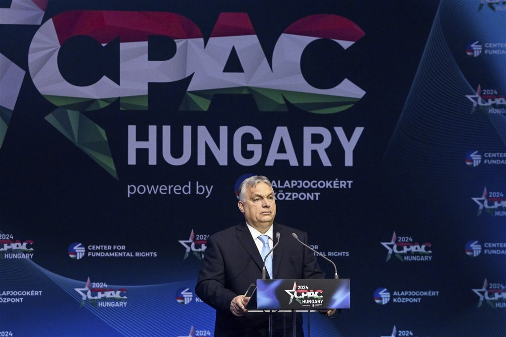 wilders hoofdgast op 'rechts-radicaal' congres hongarije, den haag kijkt gespannen toe