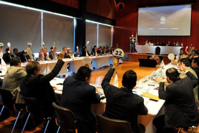 Los clubes se reunieron en Bogotá.